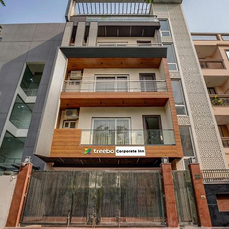 נוידה Treebo Corporate Inn מראה חיצוני תמונה