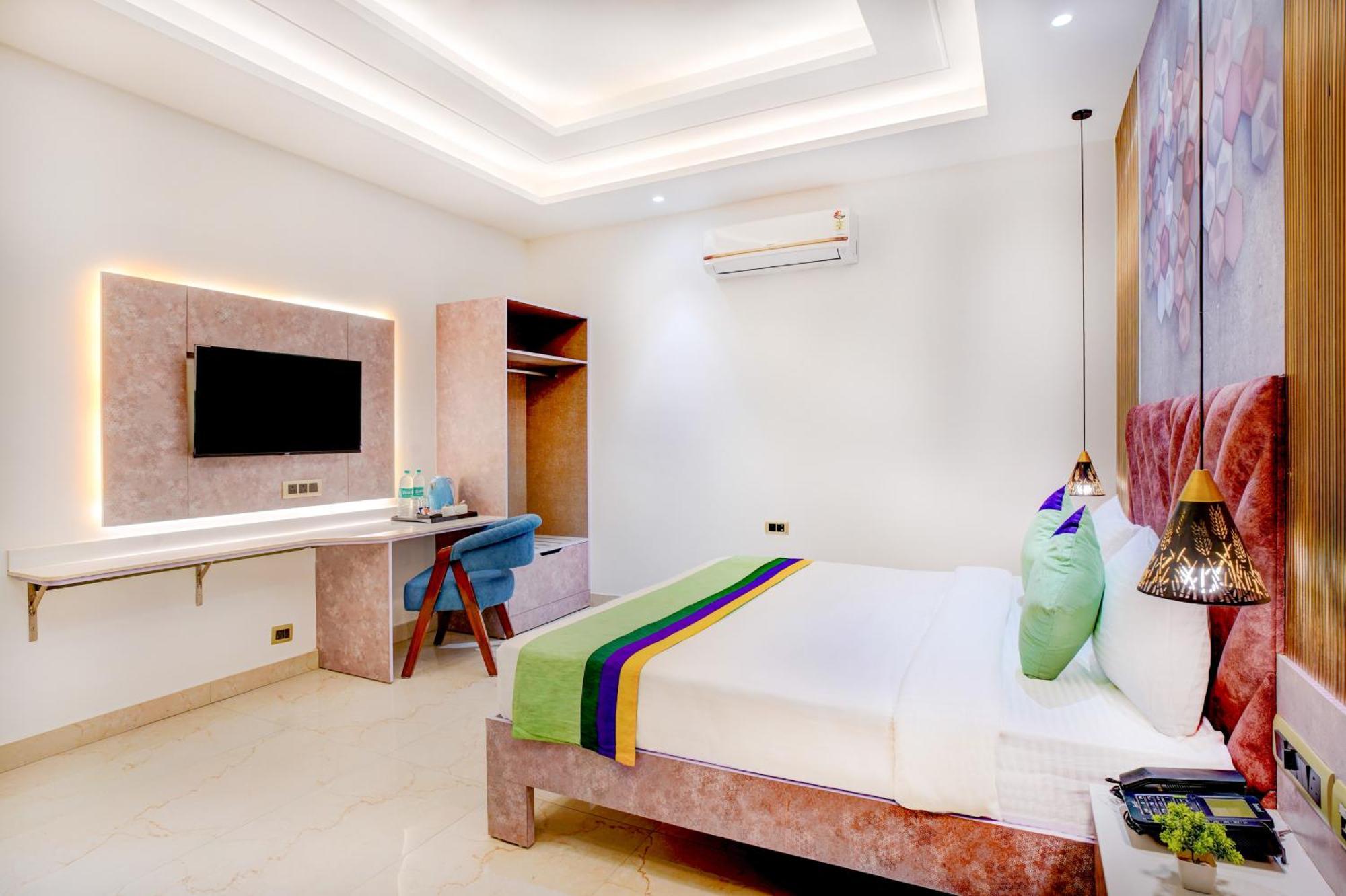 נוידה Treebo Corporate Inn מראה חיצוני תמונה