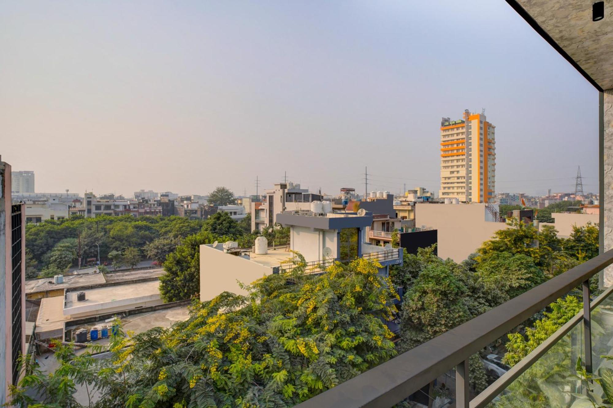 נוידה Treebo Corporate Inn מראה חיצוני תמונה